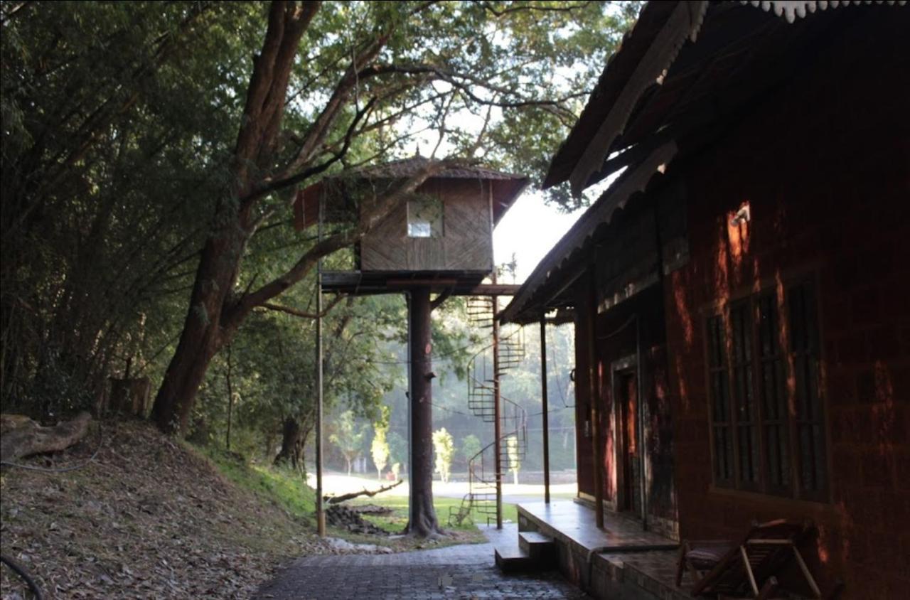 Elephant Valley Resort Pulpally 外观 照片