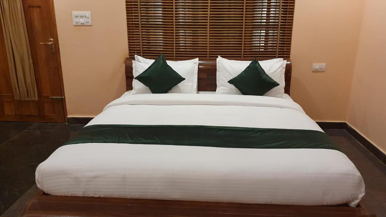 Elephant Valley Resort Pulpally 外观 照片